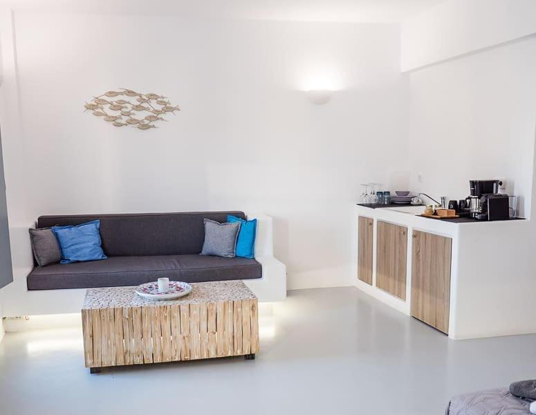 Majestic Sky Luxury Suites Megalochori  Luaran gambar