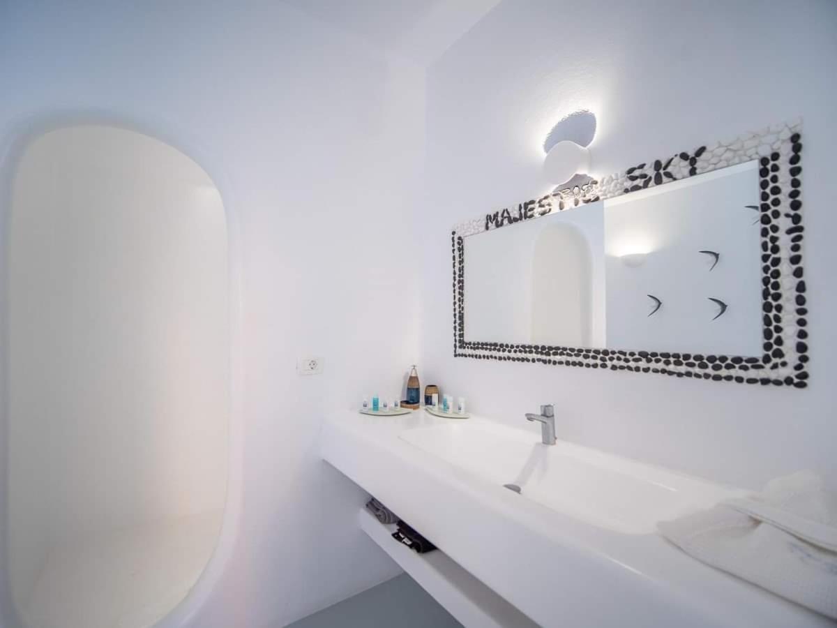 Majestic Sky Luxury Suites Megalochori  Luaran gambar